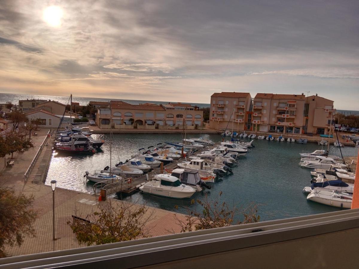 Superbe Avec Vue Sur La Et Port Apartment